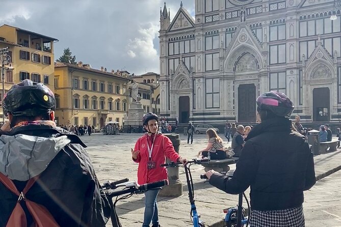 Private Highlights of Florence Bike Tour - Discovering Piazza Della Repubblica