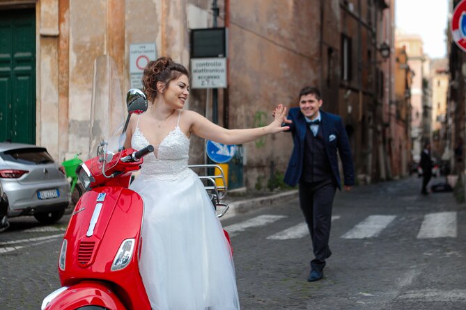 Rome Vespa Tour With Professional Photographer - Personalized Photography Services