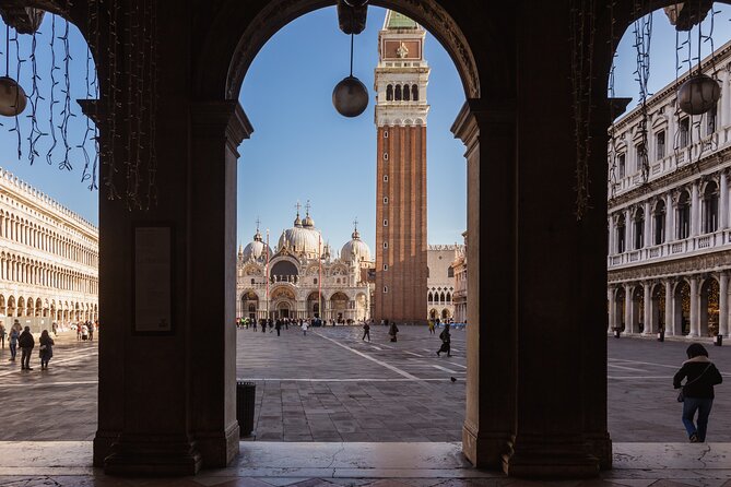 St. Marks Cathedral: the Shining Golden Basilica - Guided Tour - Virtual Reality and Historical Circuit