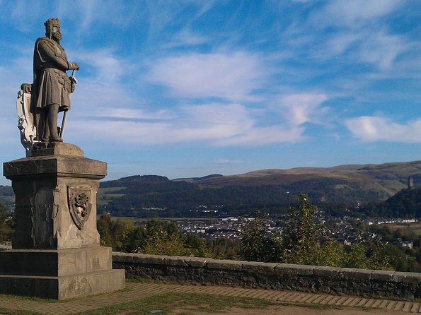 Stirling Castle and Whisky Very Small Group Tour From Edinburgh - Traveler Reviews and Experiences