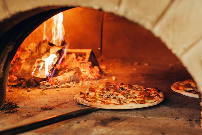 Bostons North End Pizza & History Walking Food Tour - Exploring the North End