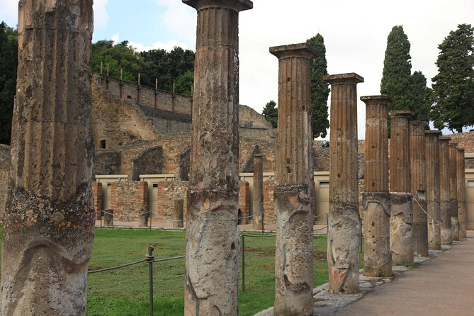 Day Trip of Pompeii, Herculaneum and Vesuvius From Naples - Herculaneum: A Smaller but Better-Preserved Gem