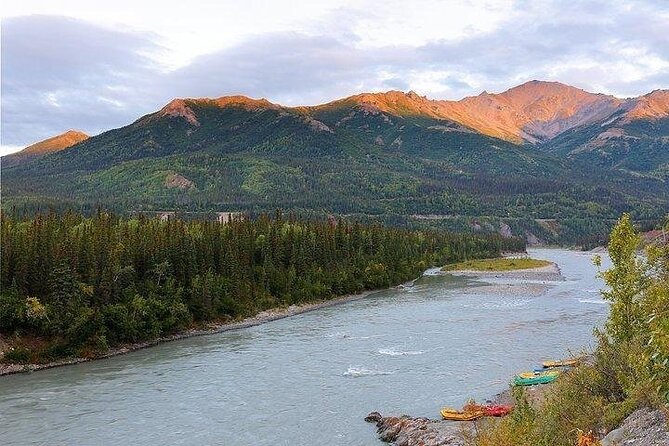 Denali Rafting Canyon Wave - Exploring the Scenic Beauty of Denali National Park