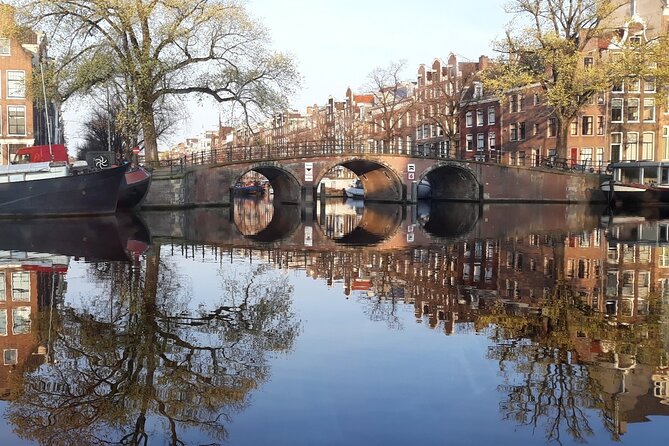 Early Morning Canal Cruise Amsterdam - Exploring Amsterdams Waterways