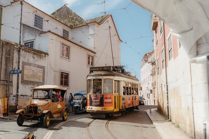 Lisbon Food & Tuk Tuk Tour With Eating Europe - Culinary Highlights