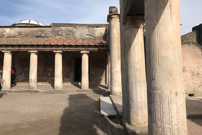 Pompeii Private Tour With an Archaeologist and Skip the Line - Customization and Duration Options