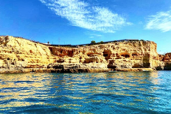 Portimão: Benagil Caves Speedboat Tour - Coastal Scenery and Benagil Cave