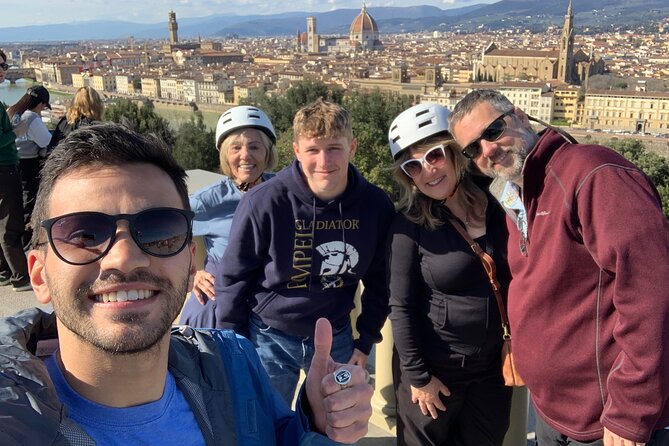 Private Highlights of Florence Bike Tour - Admiring the Duomo