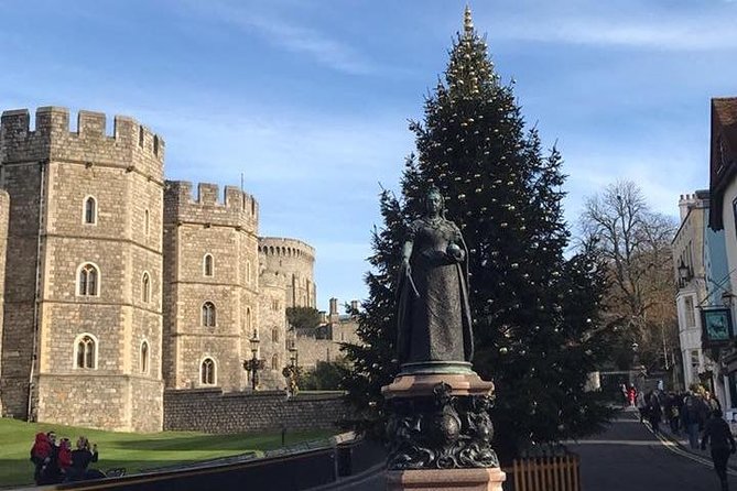 Private Windsor Castle, Stonehenge, The City of Bath Day Tour - Discovering the Charm of Bath