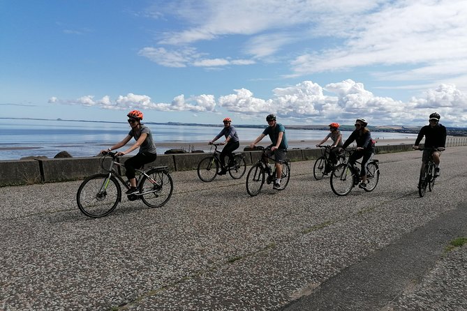 Sky to Sea Bike or E-Bike Tour of Edinburgh by TBC - Participant Requirements and Age Restrictions