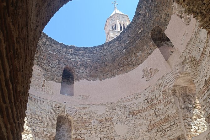 Split Walking Tour With Professor of History - The Peristyle and Vestibule