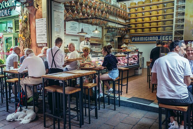 Taste Bologna's Flavors: Full Meal Food Tour by Do Eat Better - Exploring Bolognas Culinary Scene