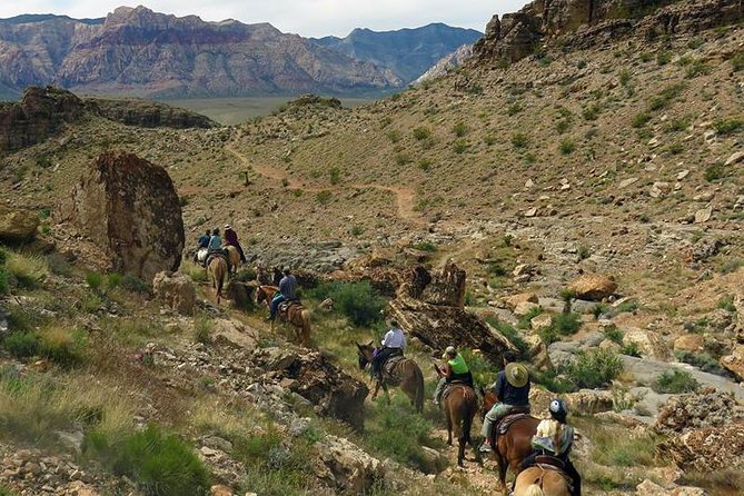 2-Hour Horseback Riding Through Red Rock Canyon - Relaxing Break From the Strip