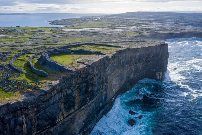 Aran Islands and Cliffs of Moher Day Cruise Sailing From Galway City Docks - Scenic Views of the Cliffs of Moher