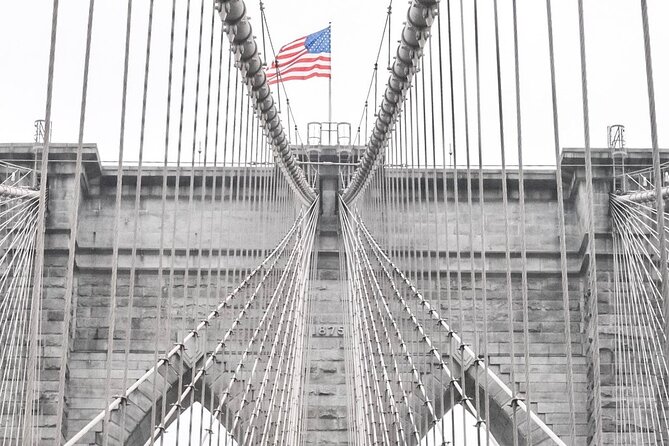 Brooklyn Bridge & DUMBO Neighborhood Tour - From Manhattan to Brooklyn - What to Expect on the Tour