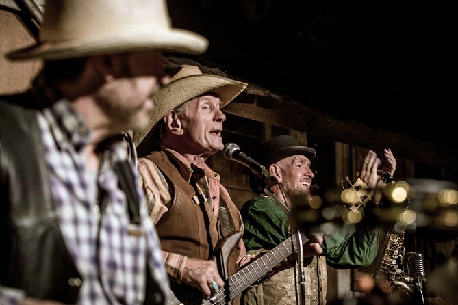 Chuck Wagon Supper & Western Stage Show at Blazin M Ranch Ticket - Navigating the Ticketing and Booking Process