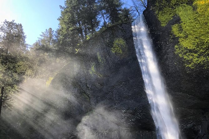 Columbia River Gorge Waterfalls & Mt Hood Tour From Portland, or - Explore the Columbia River Gorge Waterfalls