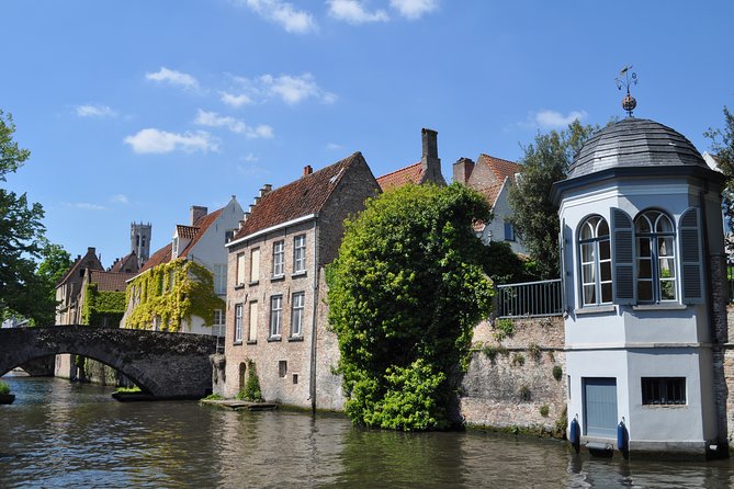 Guided Boat Trip and Walk - Experiencing the City From a Unique Perspective