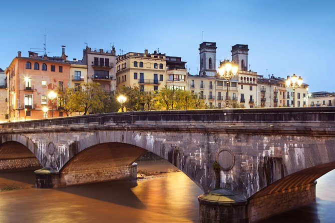 Half-Day Game of Thrones Walking Tour in Girona With a Guide - Admire Medieval Architecture