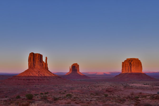 3.0 Hours of Monument Valleys Sunrise or Sunset 4×4 Tour - Exploring the Navajo Nation