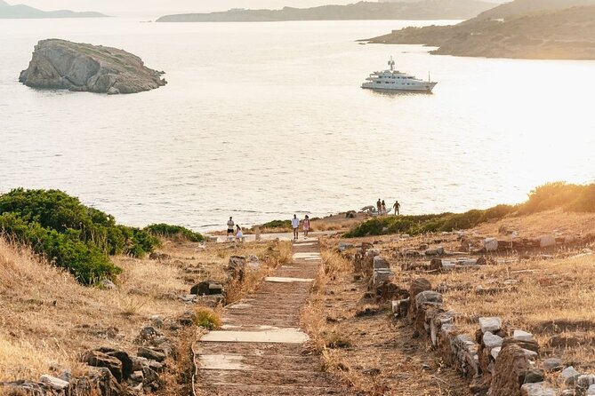 Athens: Cape Sounion & Poseidon Temple Sunset + Audio Guide - Historical Insights From the Archaeologist Guide