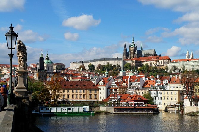 Best of Prague Private Walking Tour (Left and Right Riverbank) - Discovering the Wonders of Prague Castle