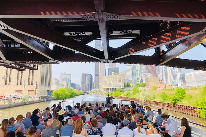 Chicago River 90-Minute Architecture Boat Tour - Accessibility and Accommodations