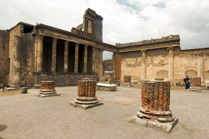 Complete Pompeii Skip the Line Tour With Archaeologist Guide - Preparing for Your Pompeii Adventure