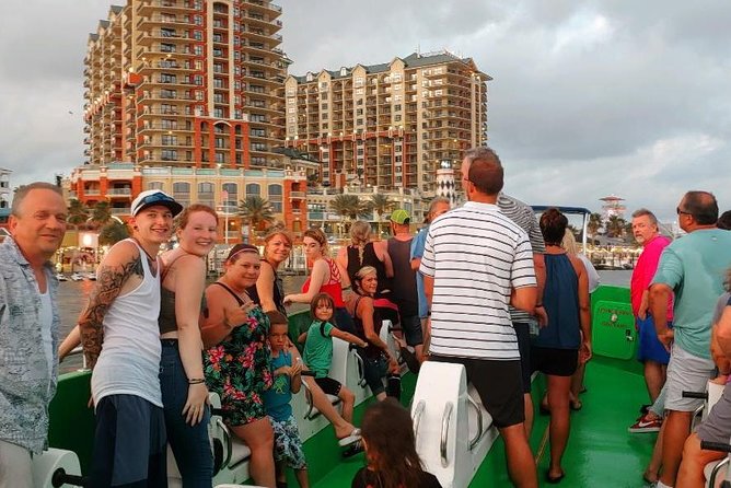 Hydrojet Dolphin Cruise in Destin FL - Recommendations for Families and Nature Enthusiasts