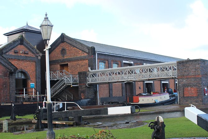 Peaky Blinders Coach Tour of Outer Liverpool & The Wirral - The Unique Blend of Peaky Blinders and Liverpools Charm