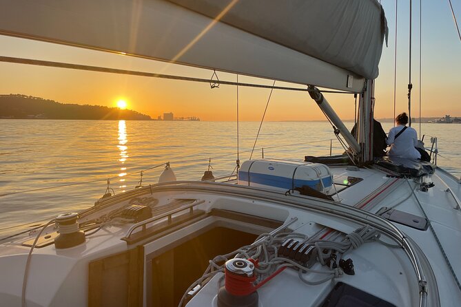 Sunset Boat Tour in Lisbon With Wine - Getting the Most Out of the Tour