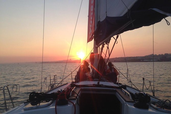 Sunset Sailing Tour On The Tagus River - Making the Most of Your Sunset Sailing Adventure