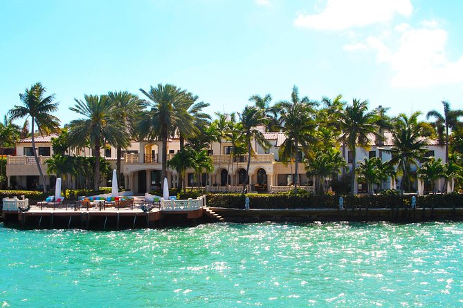 Biscayne Bay Millionaires Row Boat Tour - Capturing the Grandeur of Millionaires Row