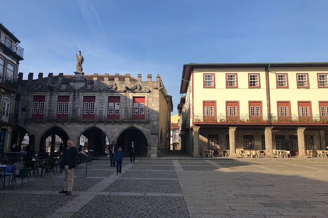 Small Group Day Trip to Braga and Guimarães With Lunch Included - Savoring the Local Cuisine