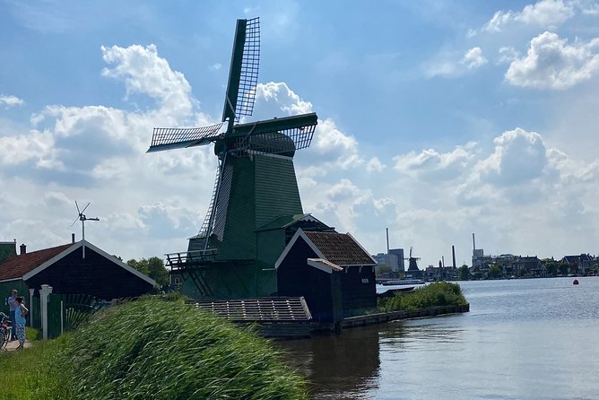 Zaanse Schans and Zaandam Countryside Electric Bike Tour - Traveler Feedback