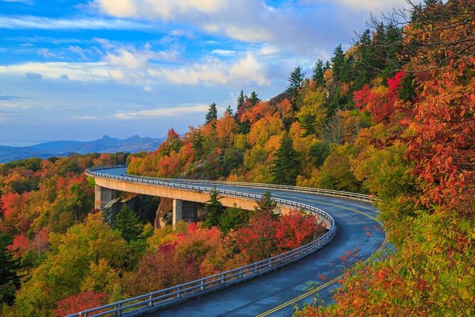 Blue Ridge Parkway Waterfalls Hiking Tour From Asheville - Key Points