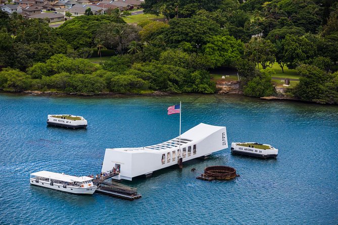 Deluxe Pearl Harbor, USS Arizona Memorial & Honolulu City Tour - Key Points