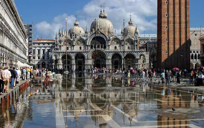 St. Marks Cathedral: the Shining Golden Basilica - Guided Tour - Key Points