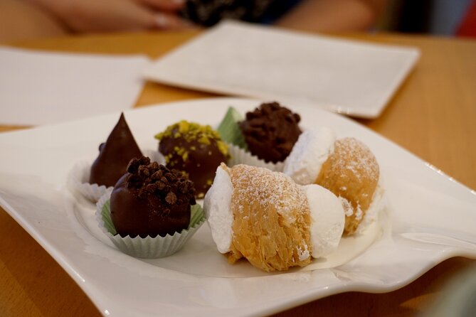 Vienna Dessert Tour: Homemade Cakes, Strudels & Hidden Caffes - Key Points